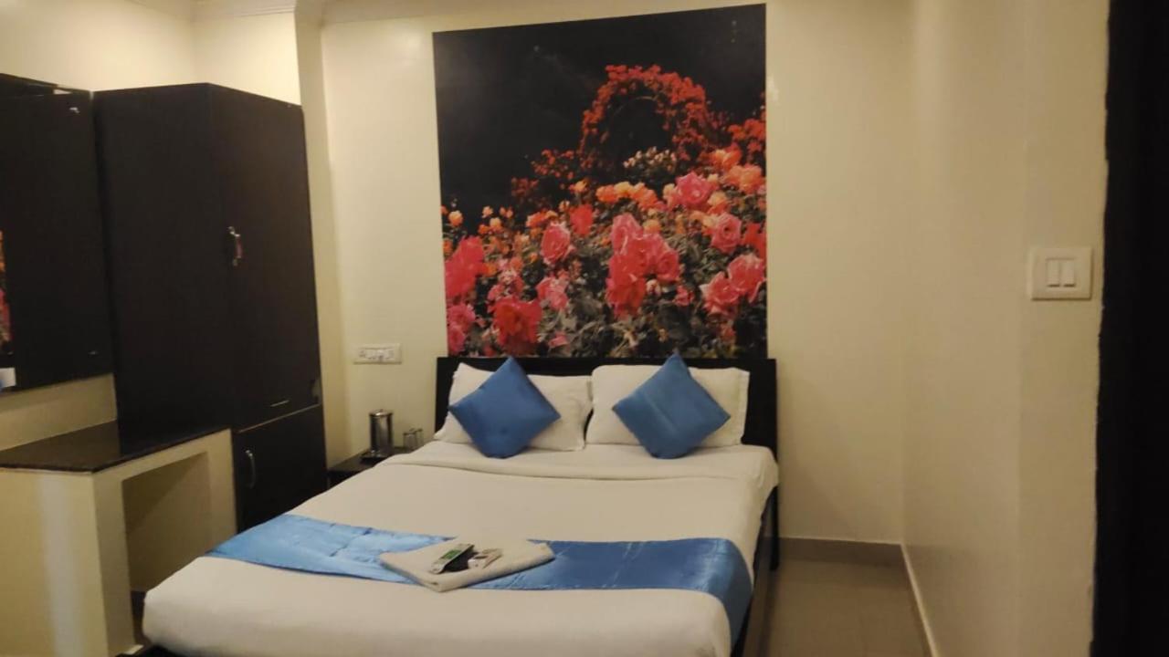 Hotel Ns Royal Emirates With 3Hr Early Check In Hyderabad Exterior photo